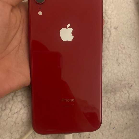 iphone - Picture 2 of 2